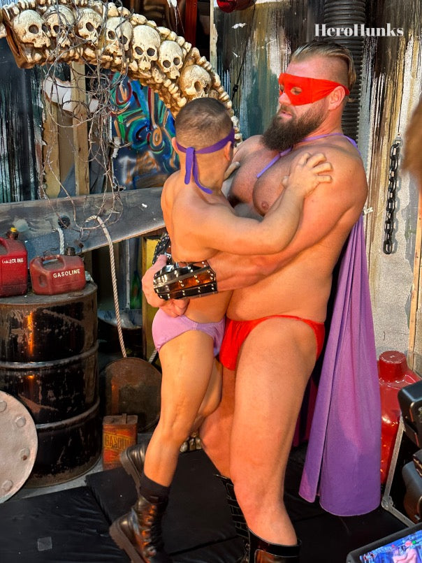 Brawn Blast vs. Baron Badcock (MASSIVE VS TINY)
