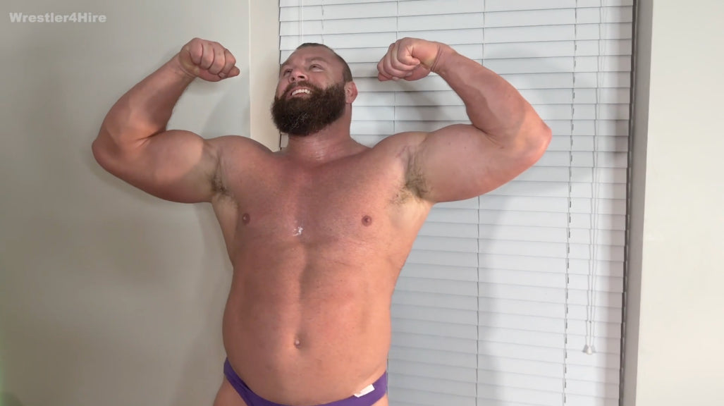 Big Muscle Battle (Braden Charron vs. Bjorn)