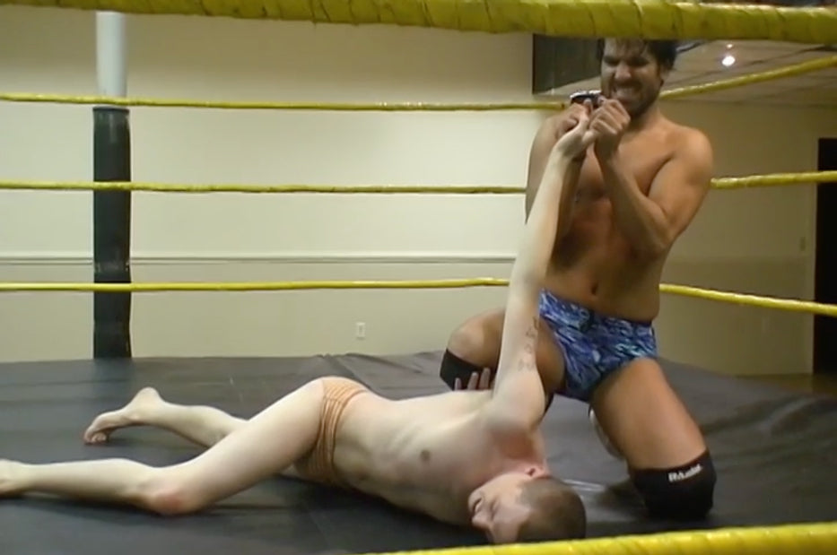 SQUASH MATCH: Pierced Bronson vs. Tommy Laine