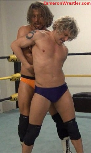 Mike Splitz vs. Garrett Thomas (Split & Stretched)