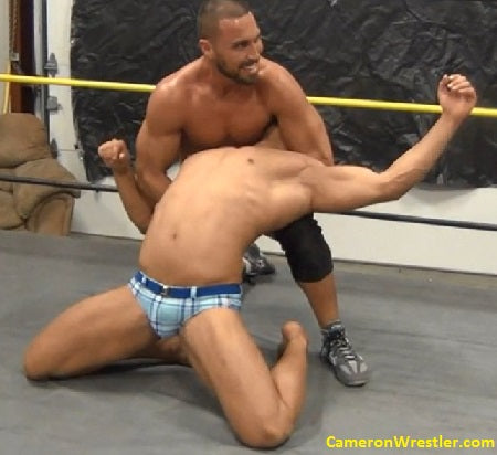 Flash LaCash vs. Marc Merino (Make Him Suffer)