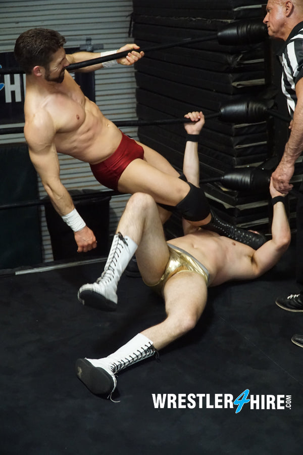 Jacob Van Acker vs. Ronnie Pearl (Guest Ref)