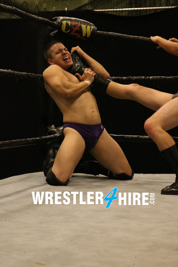 Ethan Andrews vs. Mighty Vinny