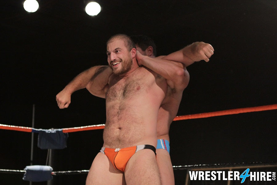 Joey Nux & Max Quivers vs. Guido Genatto (Muscle4Hire)