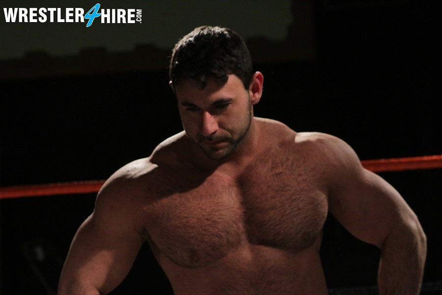 Zach Altovito vs. Ronnie Pearl (Body Slams & Bear Hugs)