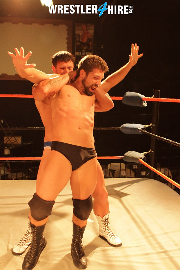 Joey Nux vs. Ronnie Pearl (Body Slams & Bear Hugs)