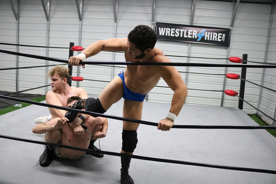 Vinny Motz vs. Chase Sinn & Mad Dog Mike (Double-Teamed)