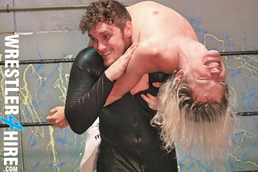 Kayden Alexander vs. Nick Justice (Play Toy)