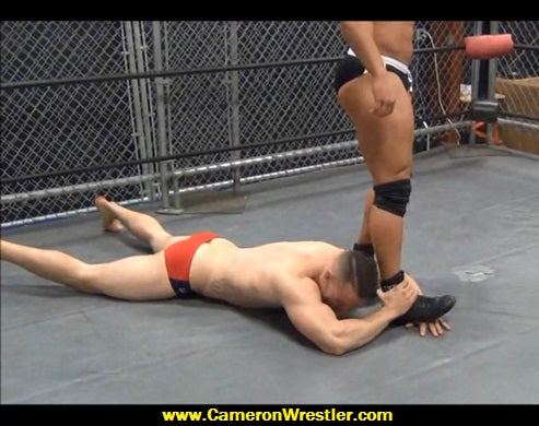 Maverick vs. Cal Bennett (Steel Cage)