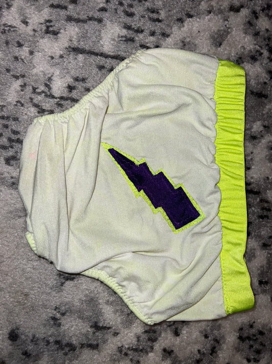 Lightning Bolt with Cool Rip Design Pro