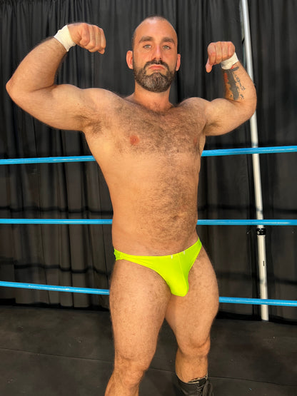 MUSCLE MEN: Amino vs. Jaxton Wheeler