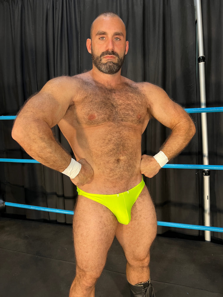 MUSCLE MEN: Amino vs. Jaxton Wheeler