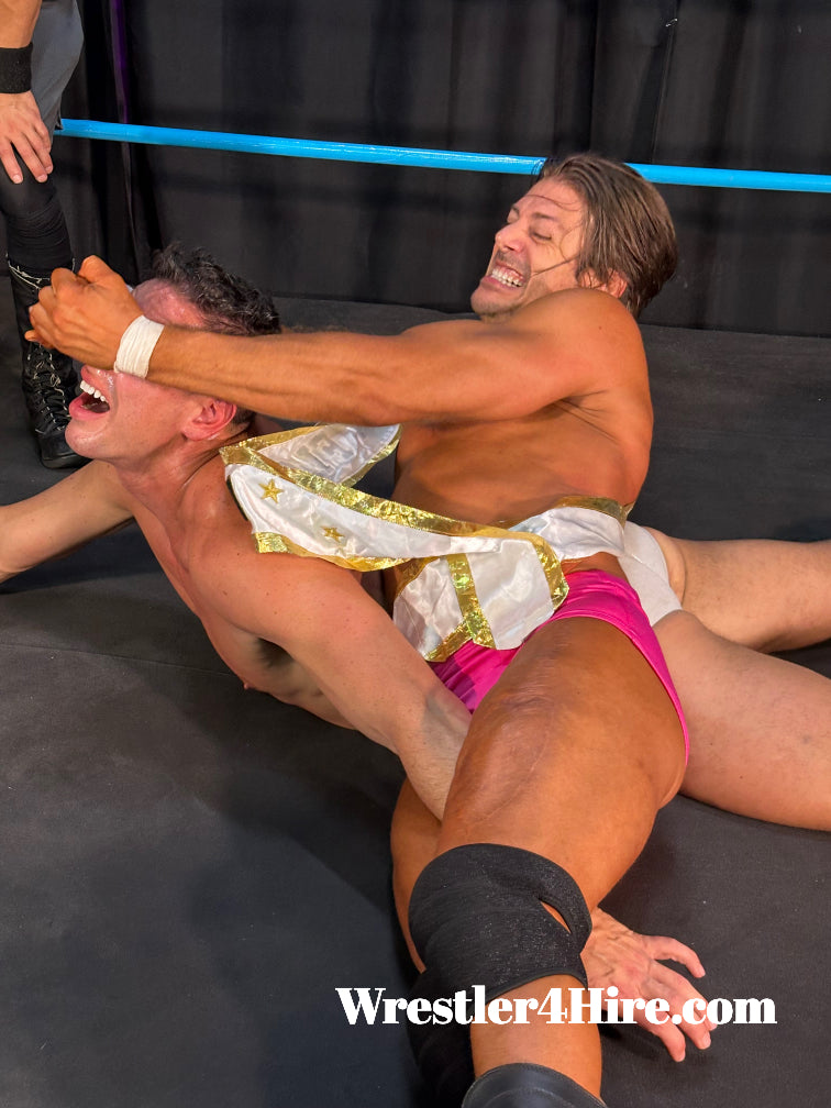 Dirty Ref: Z-Man vs. Santiago Sandoval