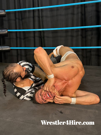 Dirty Ref: Z-Man vs. Santiago Sandoval