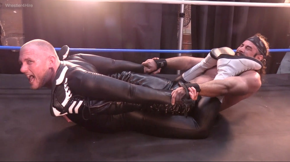 Killer Kris vs. Nick Justice (Leather & Latex)