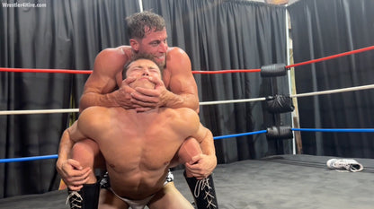 Travis Maverick vs. Cash (Back Attack)