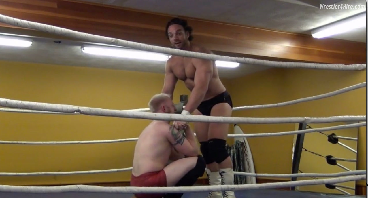 SQUASH MATCH: Dick Rick vs. TJ Holiday