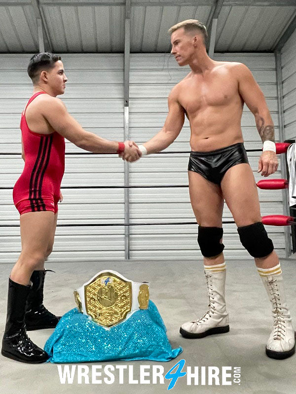 Cameron vs. Javier The Hunk (Chase for the Championship)