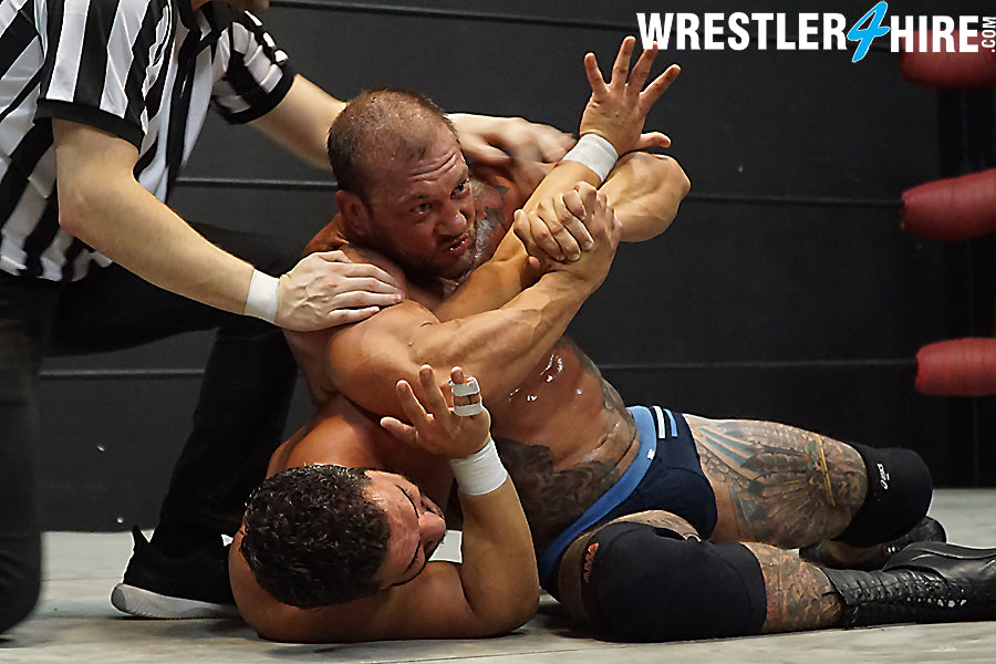 Wes Ratchett vs. Chase Sinn