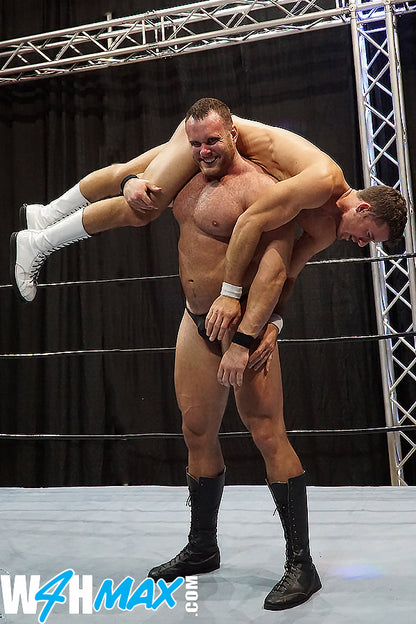Mark Muscle vs. Blake Starr (Thongs)