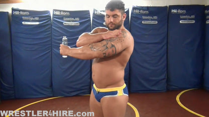 Drake Marcos vs. Brad Barnes (Oil Wrestling)