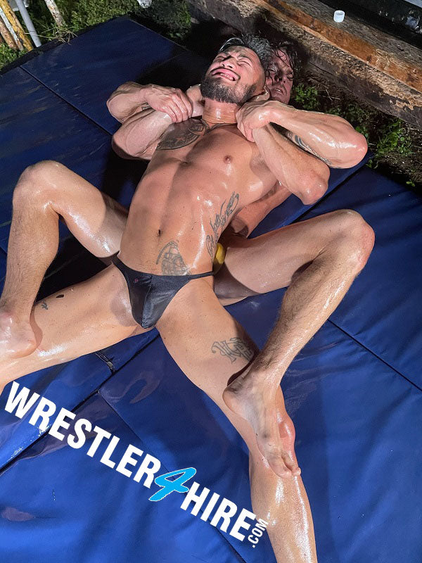 Christian Thorn vs. Blake Starr (Oil Wrestling)