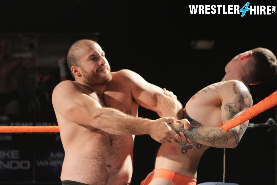 Cal Bennett vs. Guido Genatto (Gut Bash)