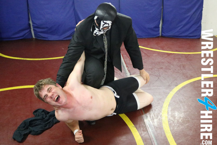 Max Quivers vs. Johnny Jobber (Wrestler For Hire)