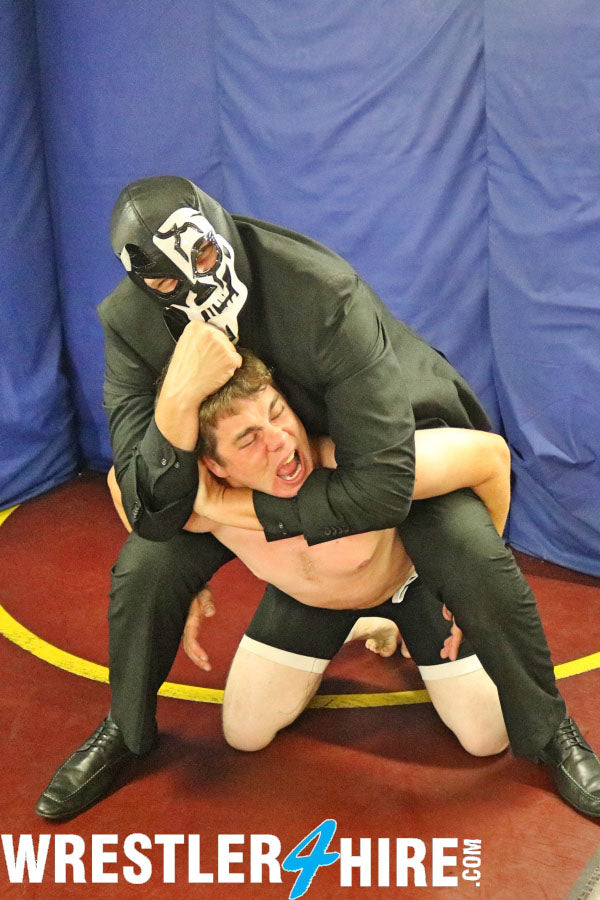 Max Quivers vs. Johnny Jobber (Wrestler For Hire)
