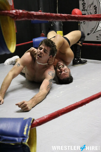 Jayden Mayne vs. Chase Sinn