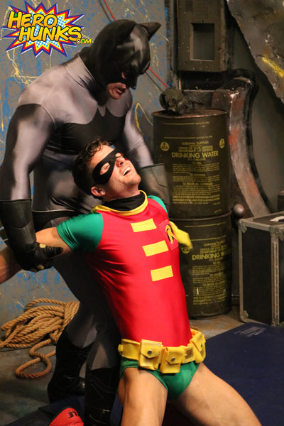 Dark Detective vs. Detective Lad