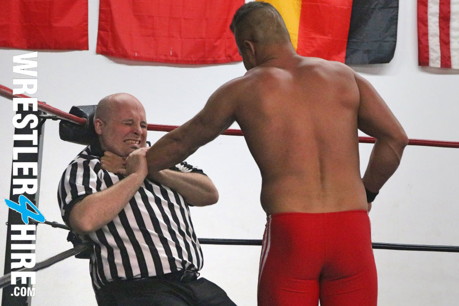 Ronnie Pearl vs. Teddy Trouble (Gut Bash)