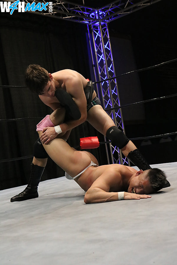 Ethan Andrews vs. Jessie Lee (Chopped & Stripped)