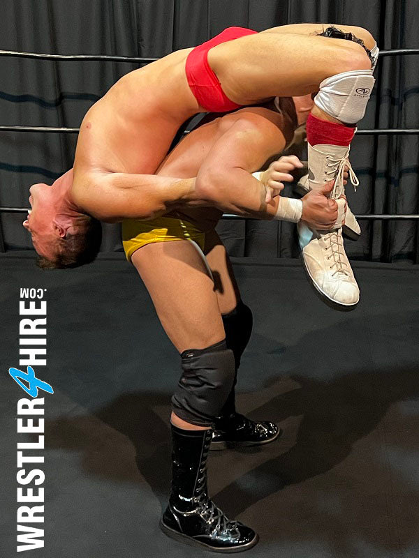 Chase Sinn vs. Cameron (Back Attack)