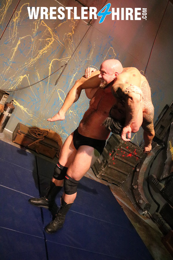 Brute Baynard vs. Christian Thorn