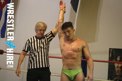 Christian Thorn vs. Marco Thunder (Guest Ref)
