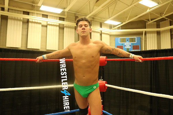 Zach Reno vs. Ace Owens